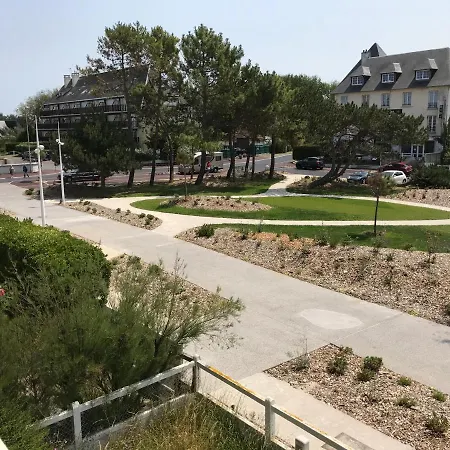 Les Alises * Merville-Franceville-Plage