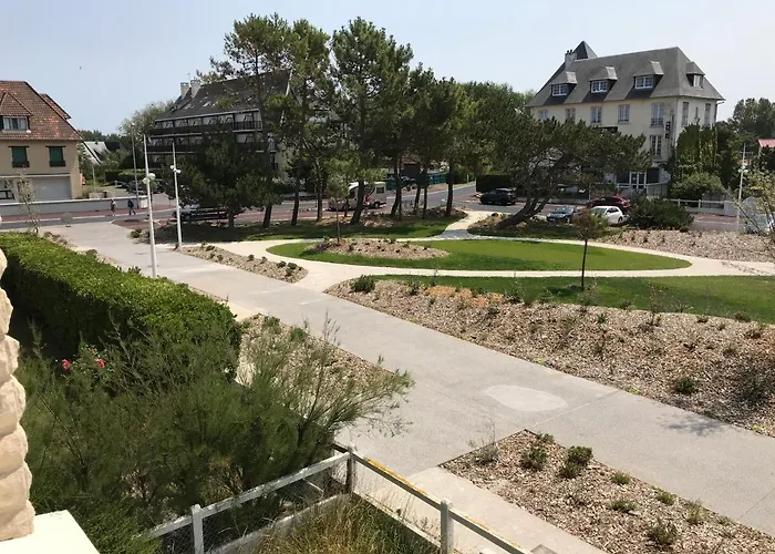 Les Alises * Merville-Franceville-Plage